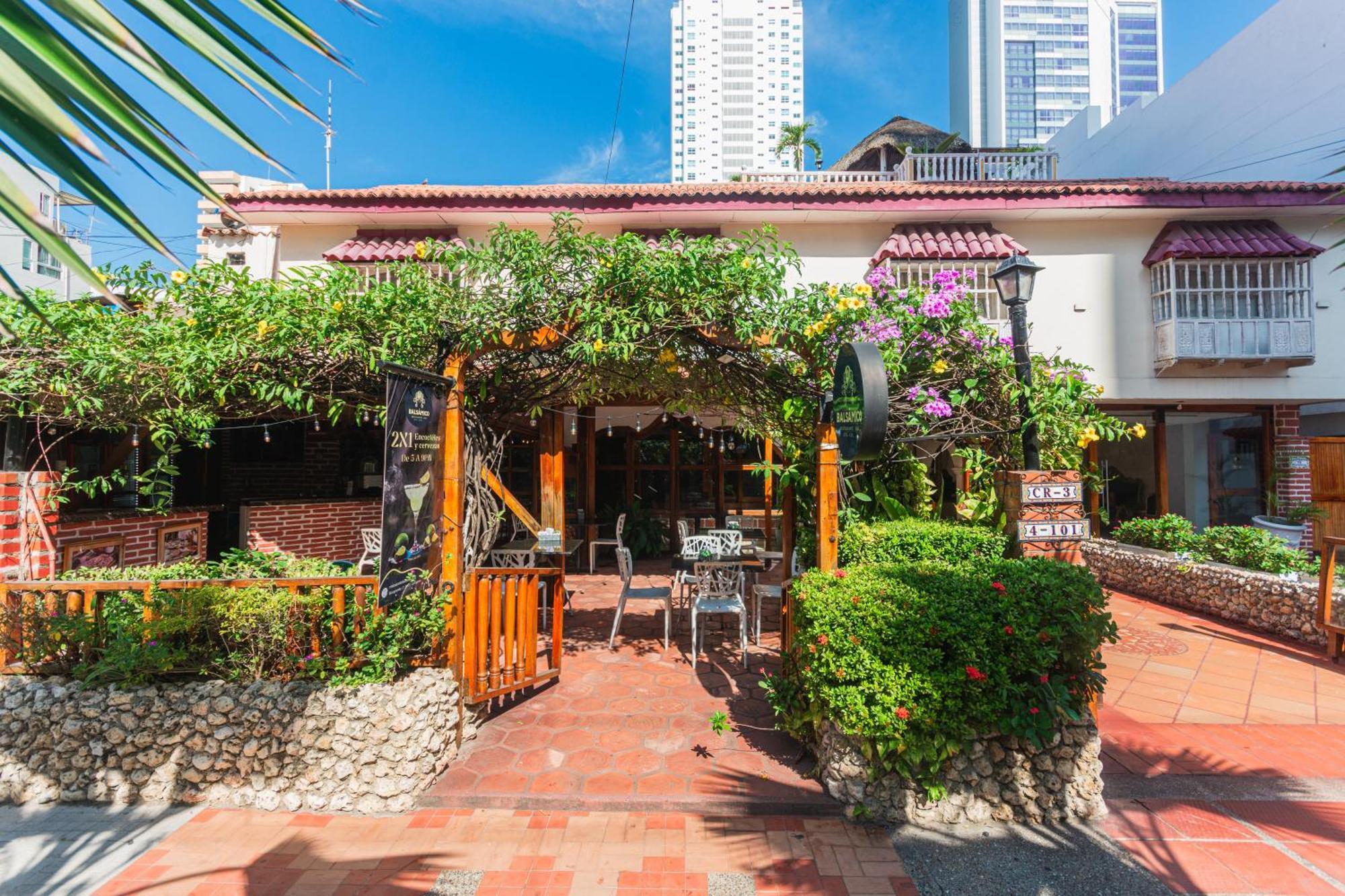 Hotel Baluarte Coast Cartagena Екстериор снимка