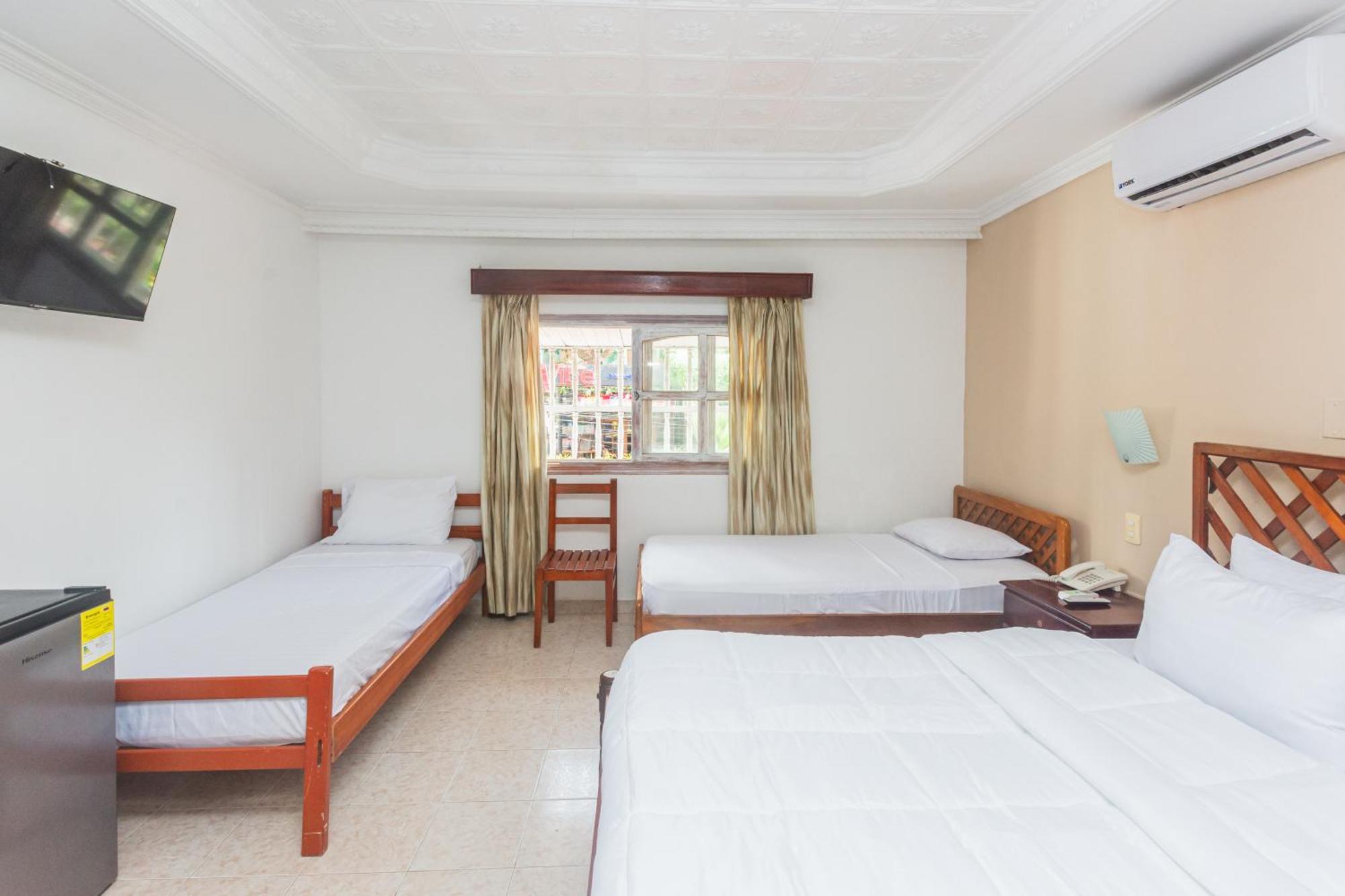 Hotel Baluarte Coast Cartagena Екстериор снимка
