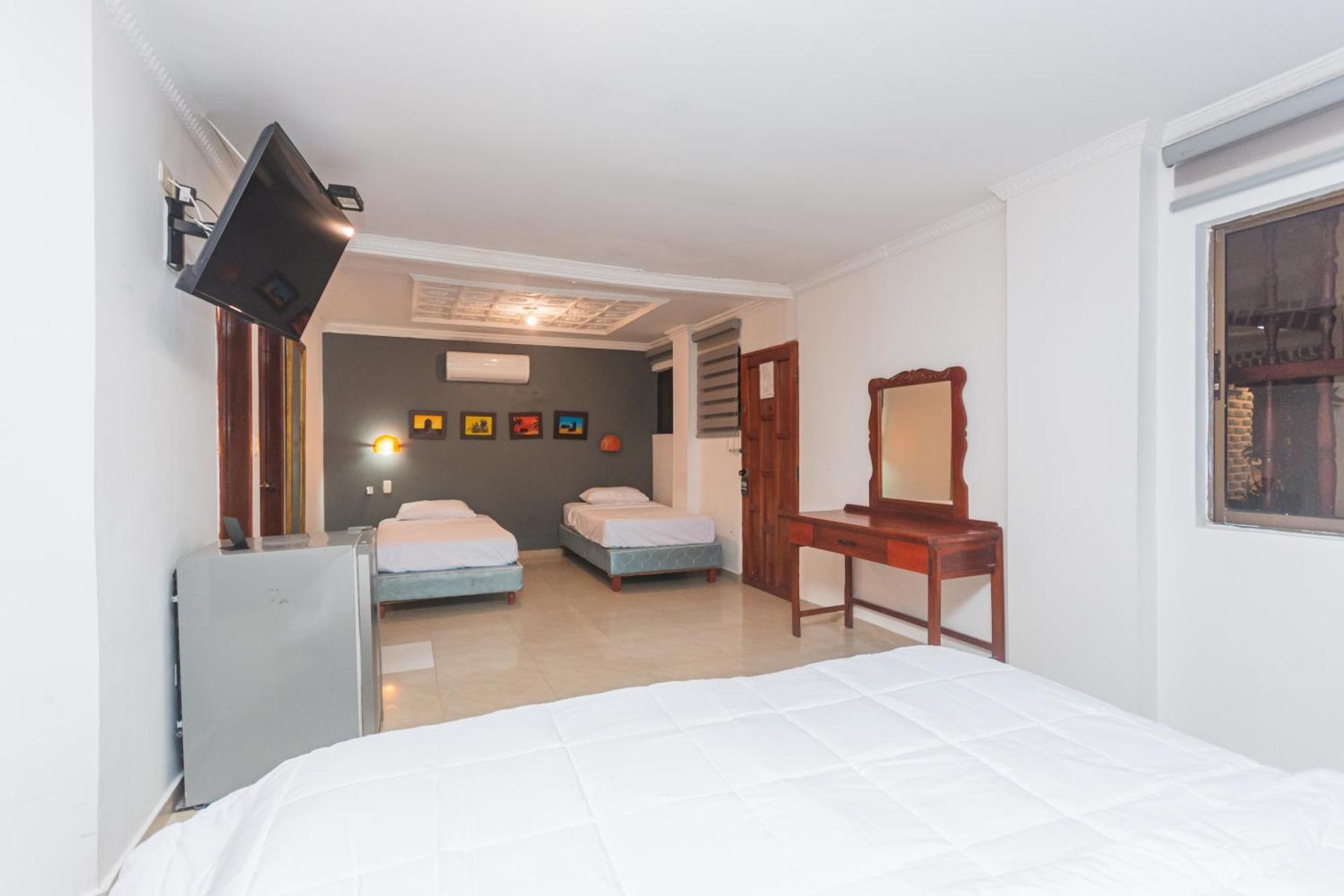 Hotel Baluarte Coast Cartagena Екстериор снимка